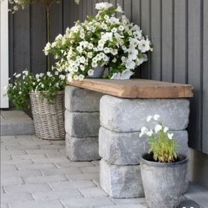 Meet your Posher, Mia